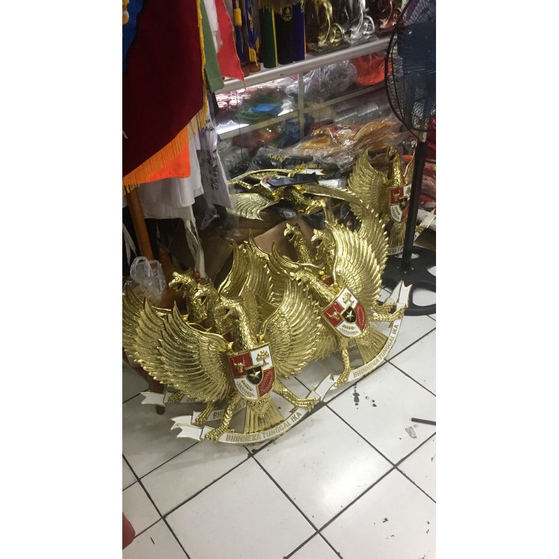 Pajangan burung Garuda pancasila Patung garuda bahan kuningan 60 cm berkualitas