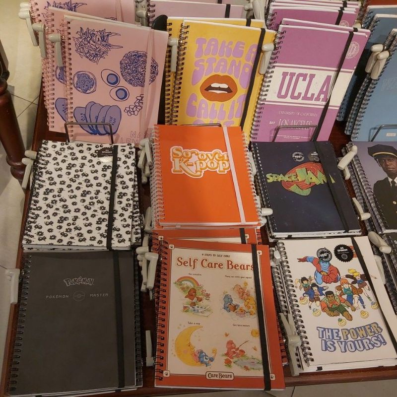 

BUKU TULIS TYPO 30 HAL