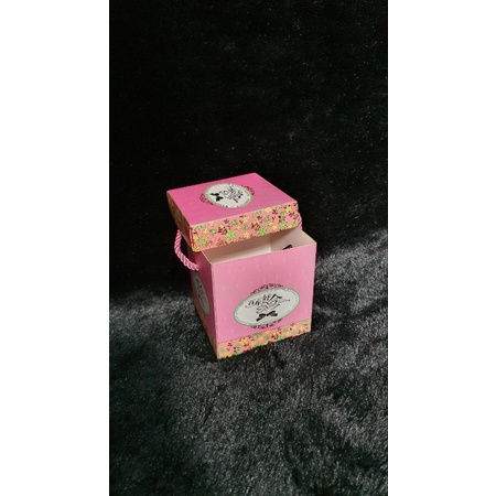 

CANDY BOX, KOTAK PERMEN, BUAT SANGJIT, HANTARAN, PAPER BOX, SOUVENIR