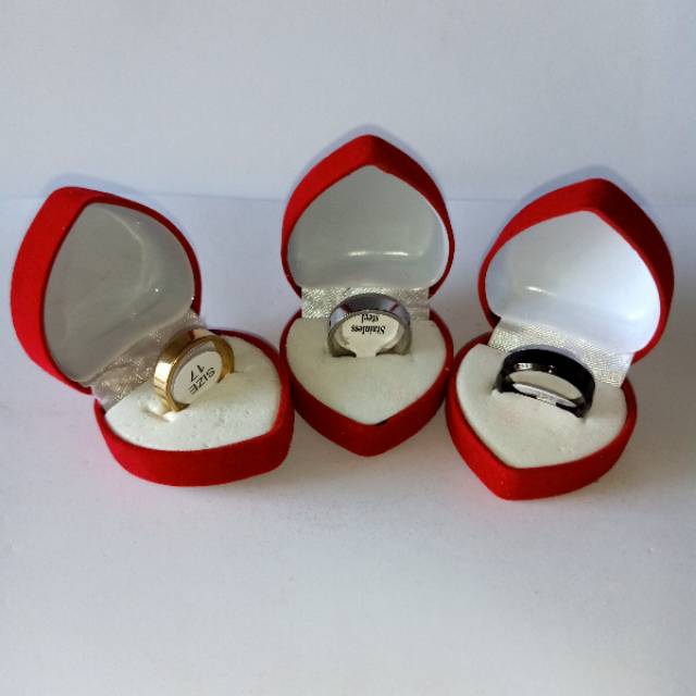 Kotak cincin bentuk love tempat cincin single model love