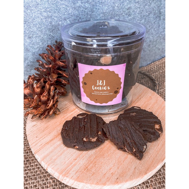 

Choco Almond J&J Cookies
