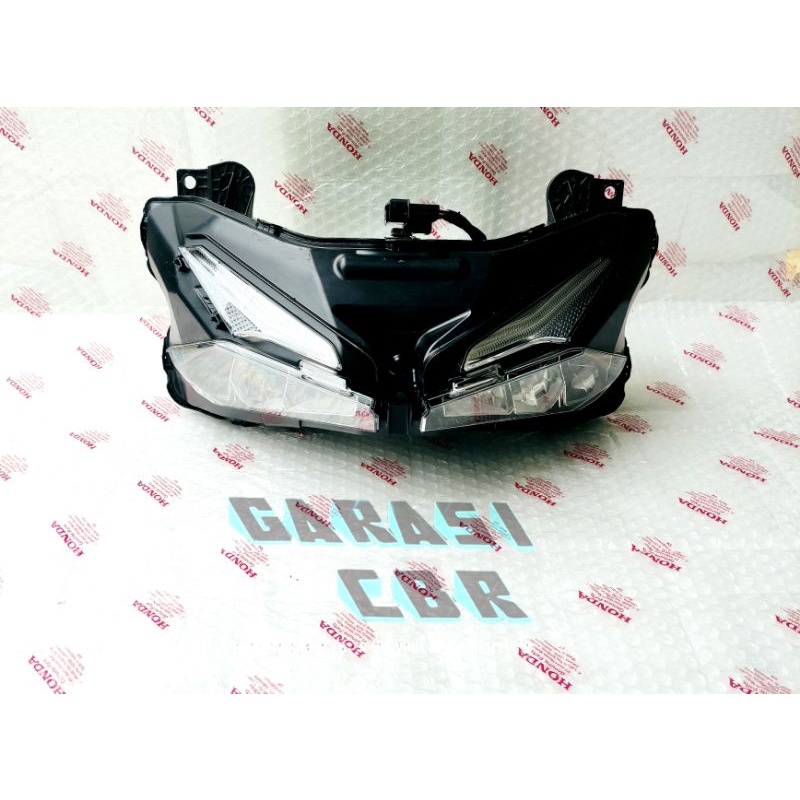 Headlamp CBR 150R K45R CBR 250RR - Reflektor Lampu Depan CBR 150R CBR 250RR BEKAS