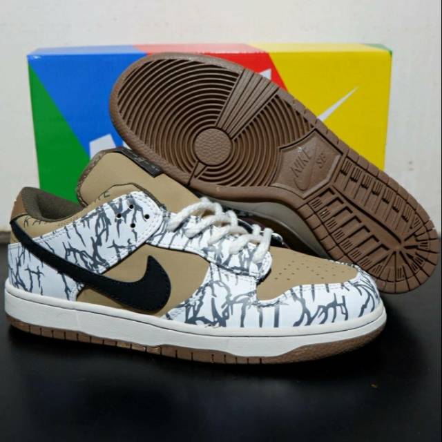 Nike travis scott sb dunk low