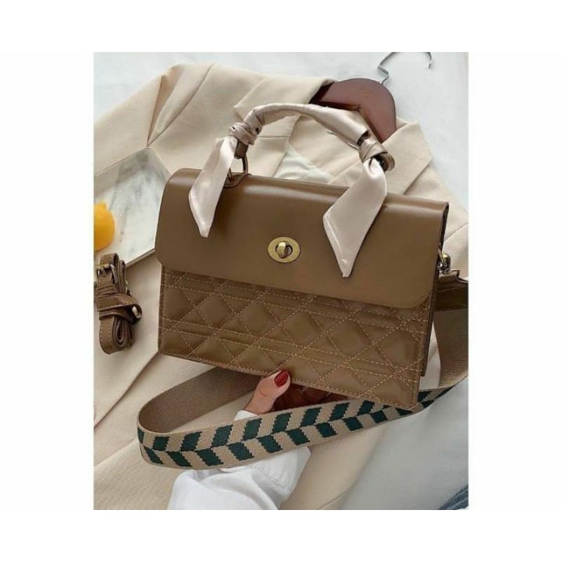 TAS WANITA IMPORT/TAS SLEMPANG WANITA/TAS JALAN
