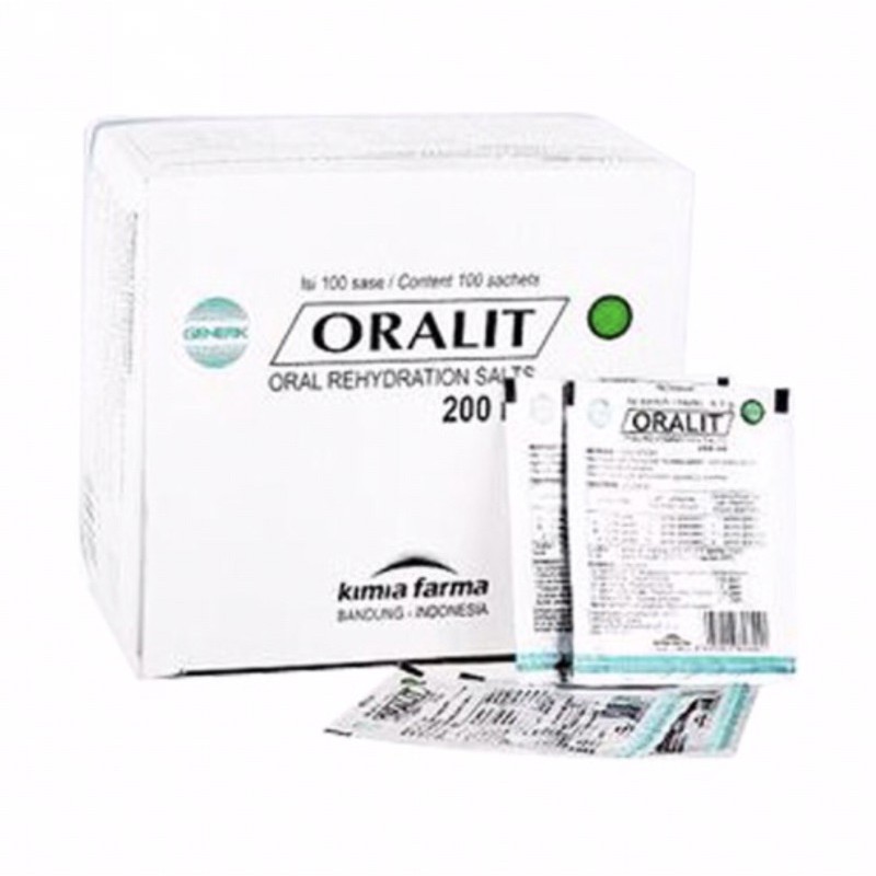 Oralit sachet ( mengatasi dehidrasi akibat diare )