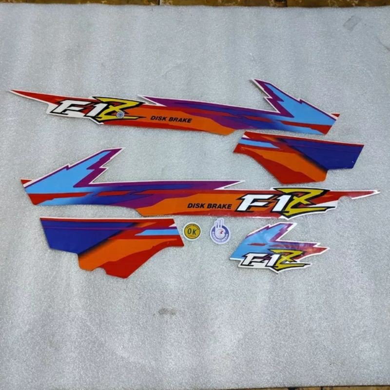 STRIPING STIKER LIS BODY MOTOR YAMAHA FIZ R PUTIH ALBINO 1995