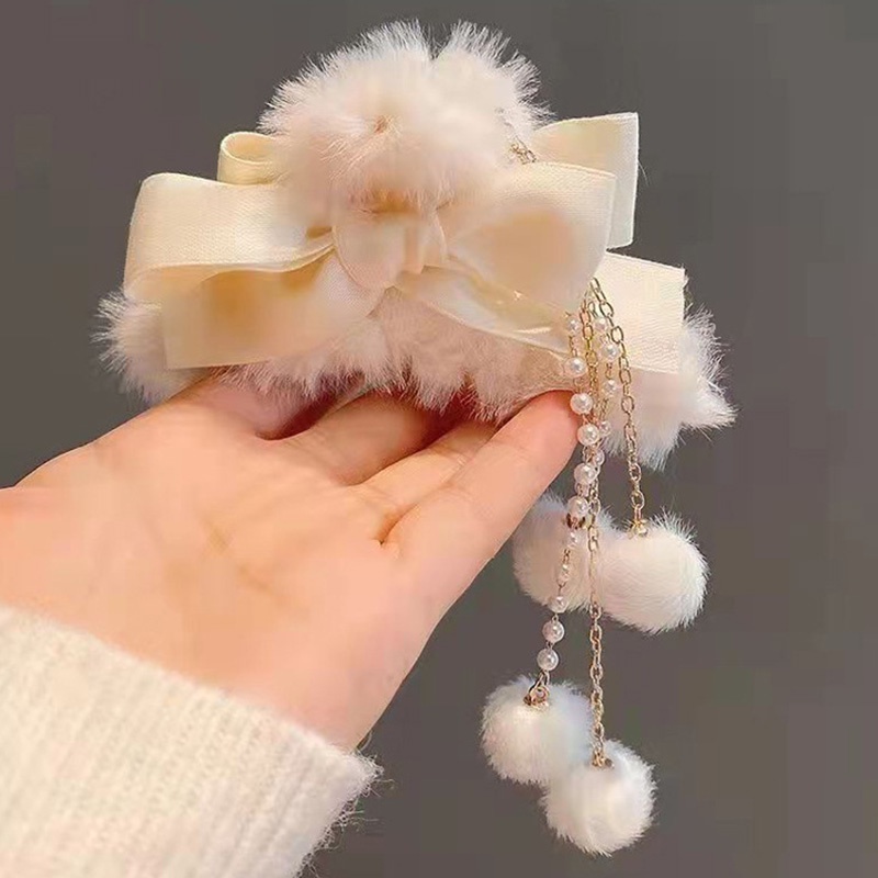 COD❤️Klip Rumbai Mewah Hiu Hiasan Kepala Jepit Rambut Besar Pita Bulu Lembut Korean Fashion Wanita Jepit Gantungan Lucu-A.one