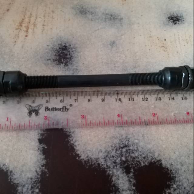 As Belakang Pendek Hitam Sepeda / As roda belakang sepeda kecil