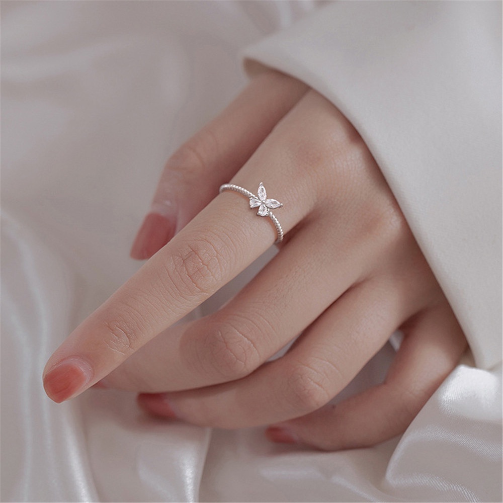 1pc Cincin Model Terbuka Desain Kupu-Kupu Hias Berlian Untuk Wanita