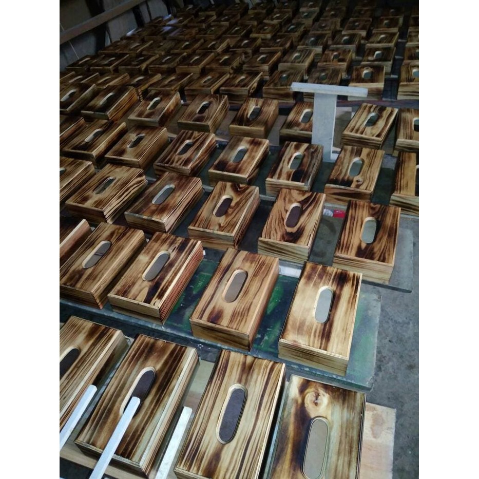 Kotak Tisu / Tempat Tisu Kayu Pinus Motif Bakaran / Box Tissue  Besar Bakaran