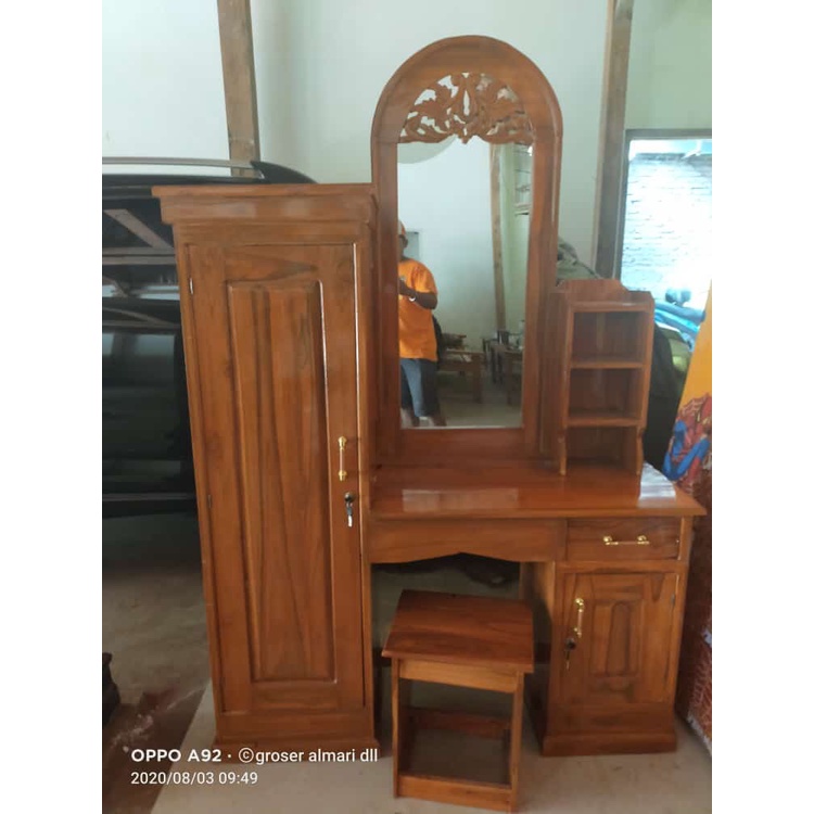 MEJA RIAS - MEJA RIAS KAYU JATI - MEJA RIAS MINIMALIS - TOLET MEJA RIAS - TOLET MEJA RIAS MINIMALIS 