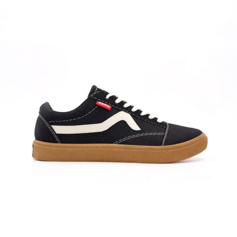 Sepatu Aerostreet Massive Low Hitam Gum