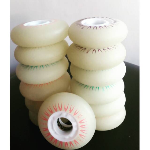 Roda Ban Sepatu Roda Nyala Lampu Karet