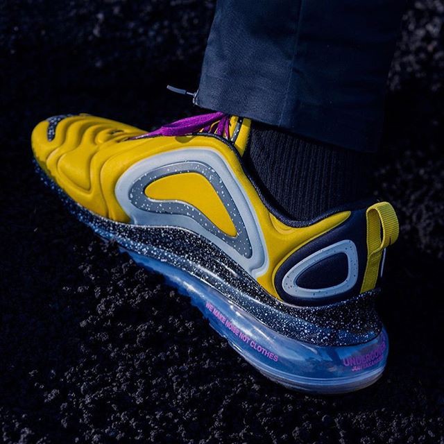 nike air max 720 blue and yellow