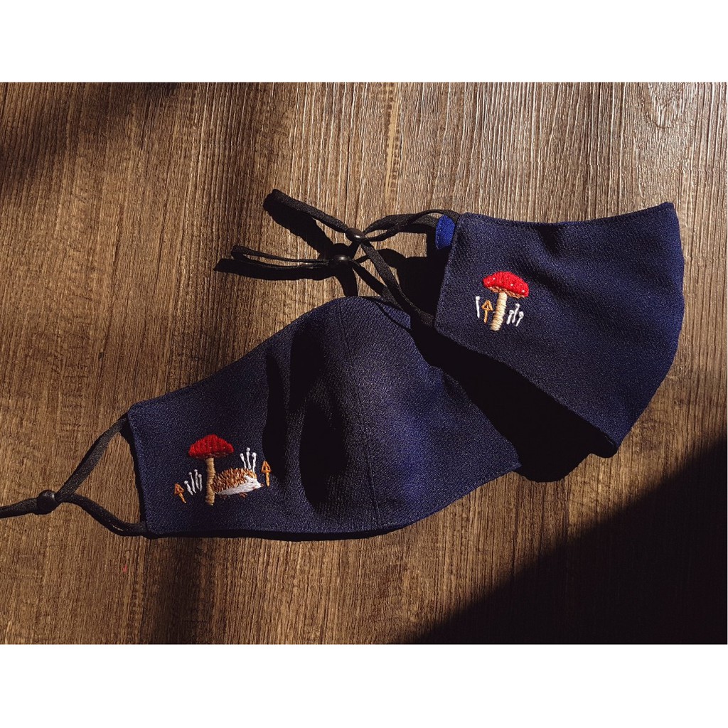 Masker Kain 3 Ply Sulam / Bordir Tangan Hedgehog Landak Jamur Daun Lucu Unik Biru Benhur