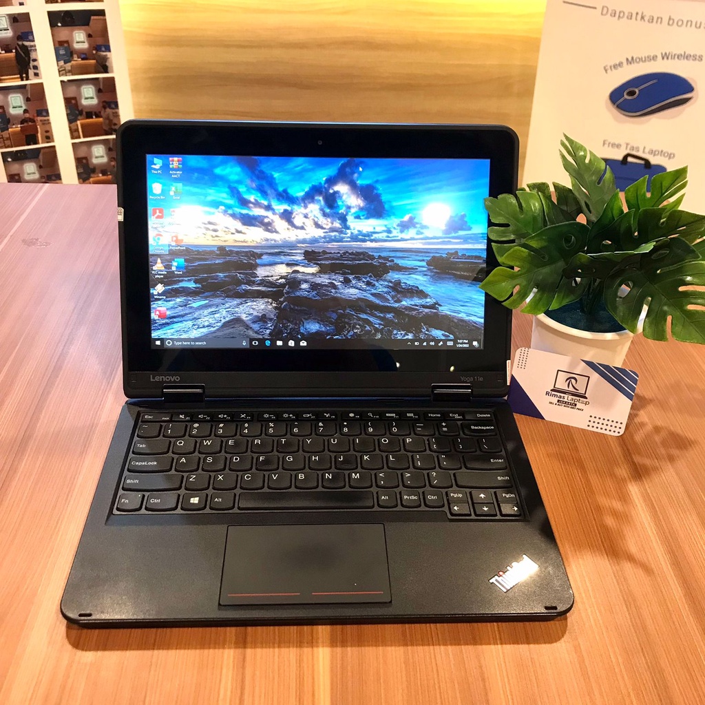 Lenovo Yoga Celeron 4gb 128gb SSD Touchscreen Second Bekas