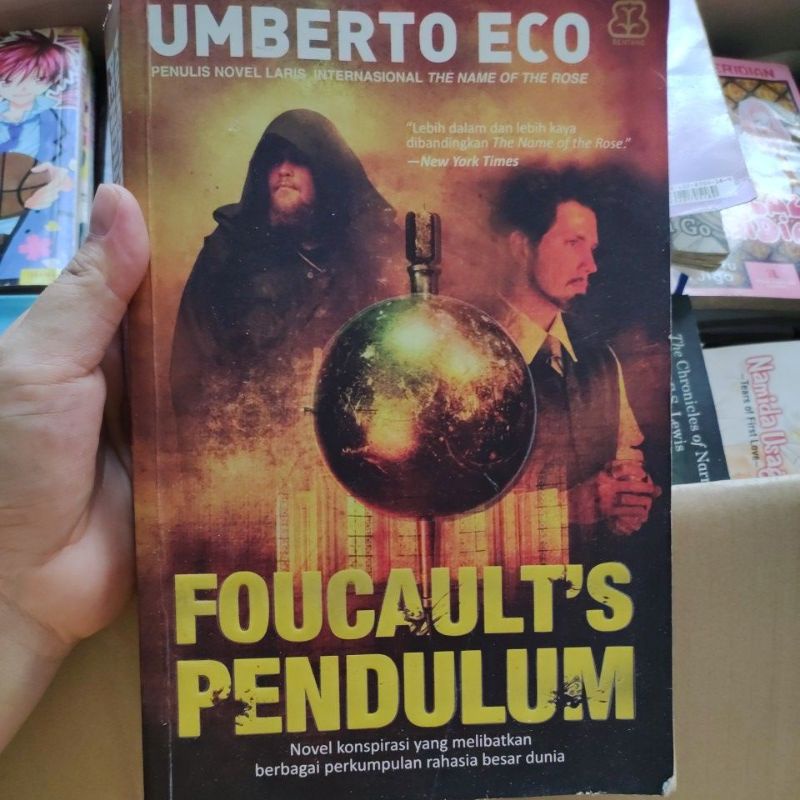 Novel Foucault's Pendulum