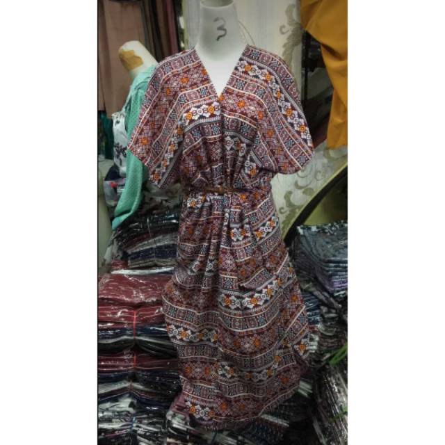 Atasan kaftan cantik motif batik