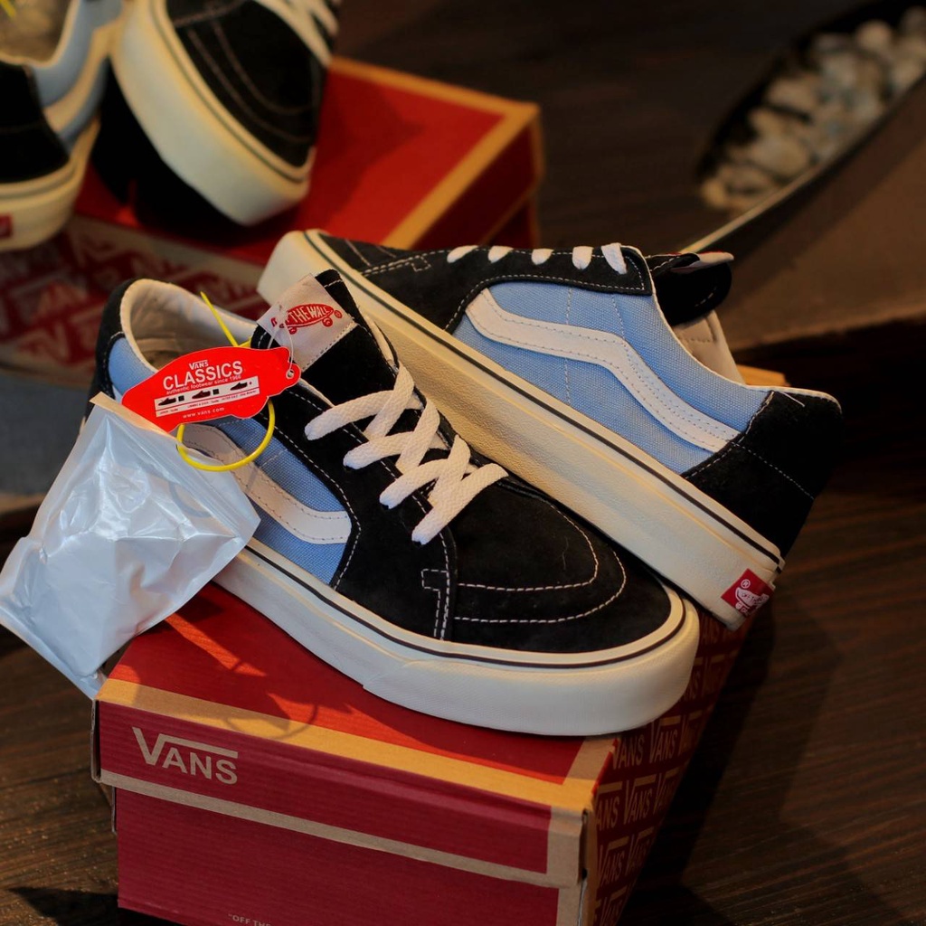 SEPATU SK8 LOW BLACK BLUE PREMIUM