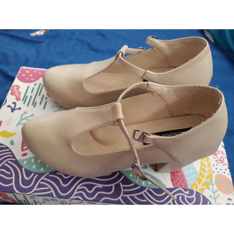 Adorable Project - Chisel Creamy Heels (preloved)