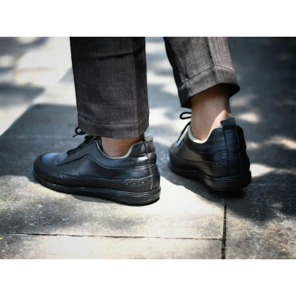 BURAY X SEPATU SNEAKERS KULIT PRIA OXFORD DEWASA WARKA KULIT ASLI PREMIUM CASUAL FORMAL SEPATU PRIA KERJA KANTOR GURU PNS PESTA RESMI NYAMAN || SNEAKERS PRIA PANSUS BERKUALITAS 2022