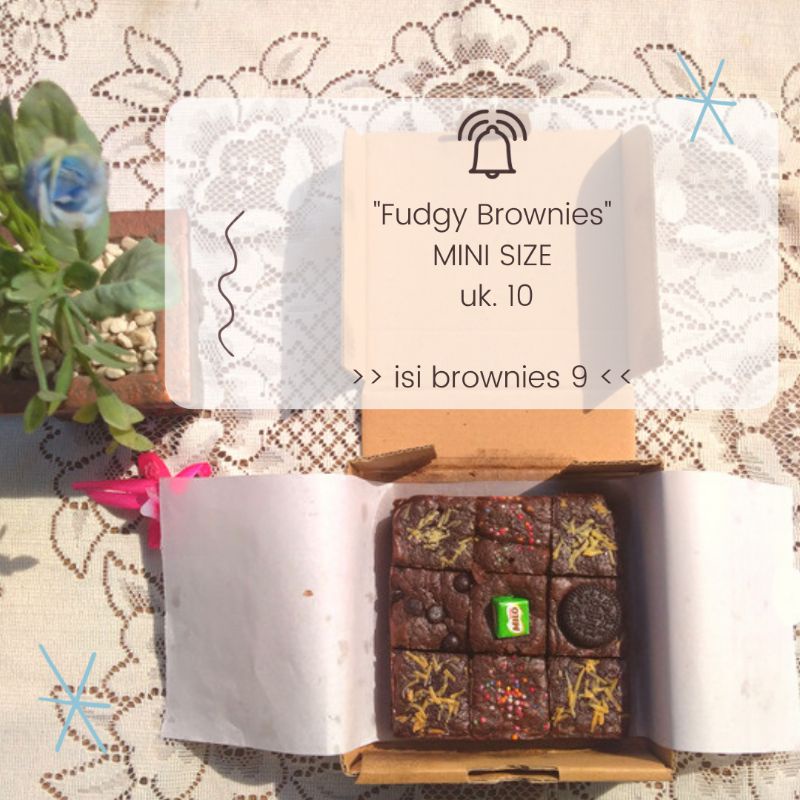 

FUDGY BROWNIES MINI SIZE