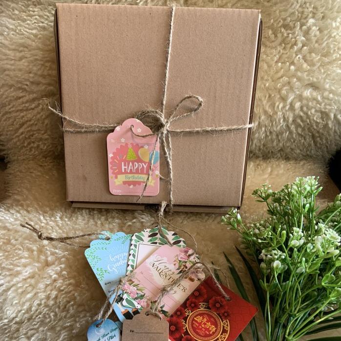 

Kado Hampers Parcel Coklat Valentine Silverqueen Sale!!! R33A