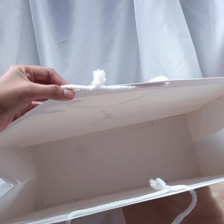 

✾Kirim Sekarang➧ Paper Bag dan Box Sepatu Air Jordan Paperbag Tas Nike Gift Wrapping Kotak Kado 55 ✾