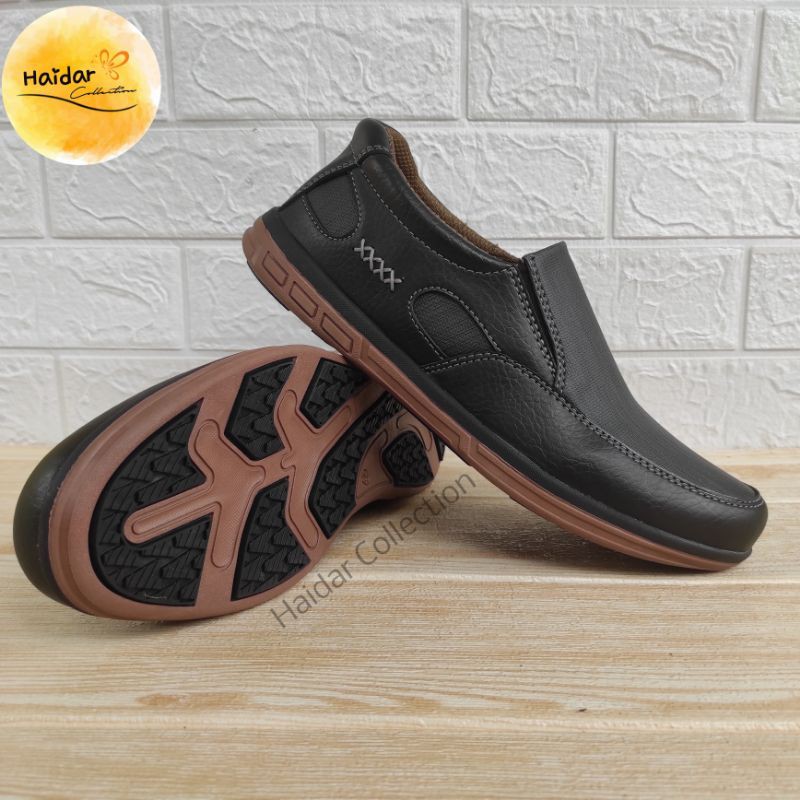 Sepatu Pria Slip On Kasual Sol Karet Kulit Sintetis Premium Kantoran Kerja Casual Cowok Original