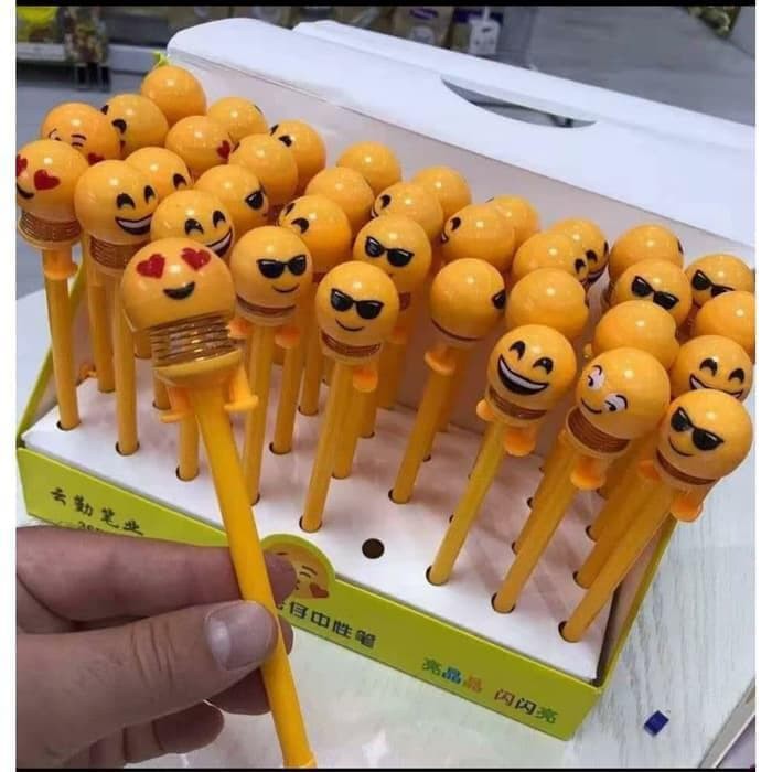 

Pulpen Emoji Smile Goyang