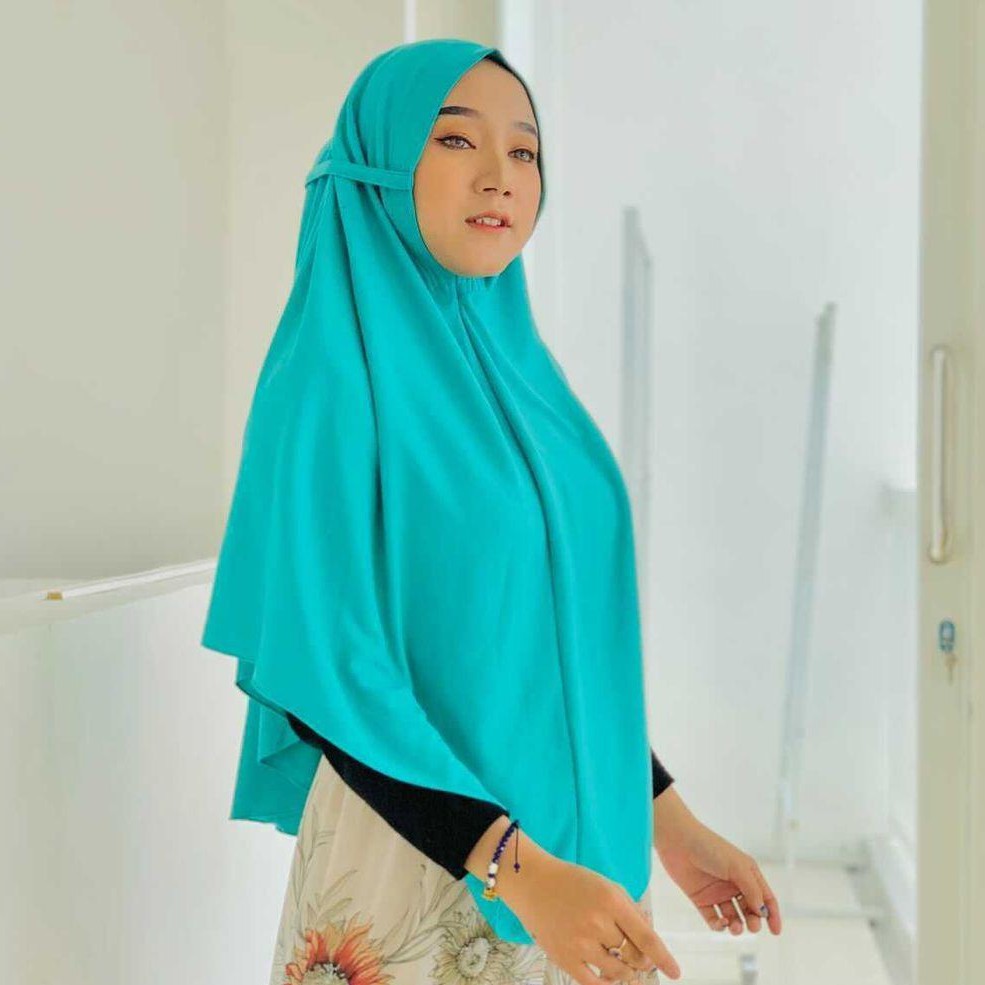 Hijab Instan Bergo Emilia XL Tali instan kaos Bergo-5