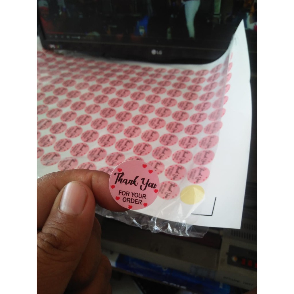 

STIKER LABEL KEMASAN MINIM ORDER 10LEMBAR, LABEL MAKANAN A3 CHROMO + CUTING MURAH