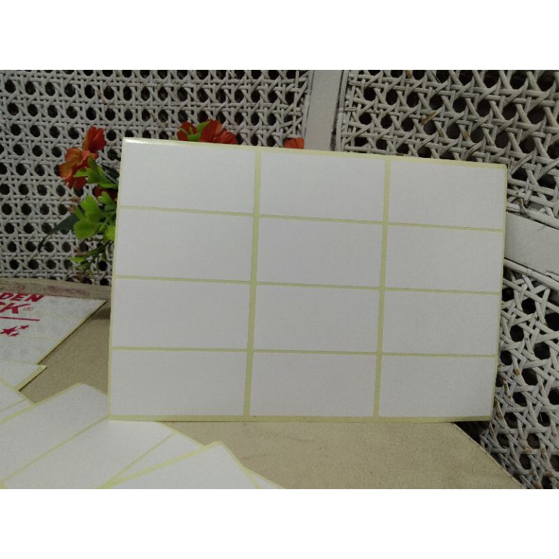 

LABEL NAMA UNDANGAN KOSONGAN