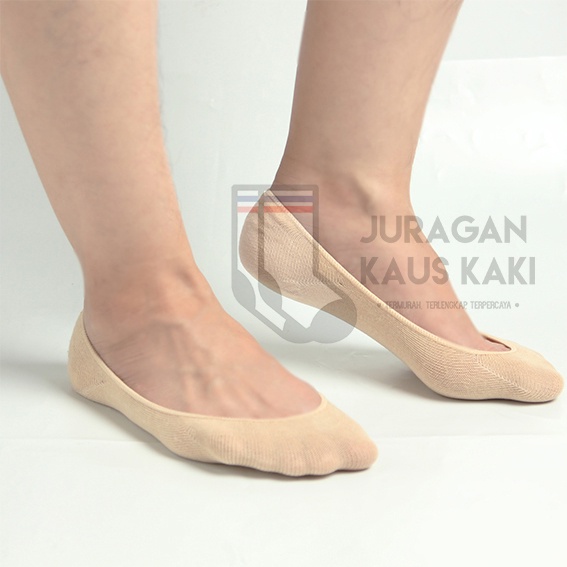 Kaos Kaki Pendek Hidden Low Cut Serat Bambu Arang All Size Wanita-Krem