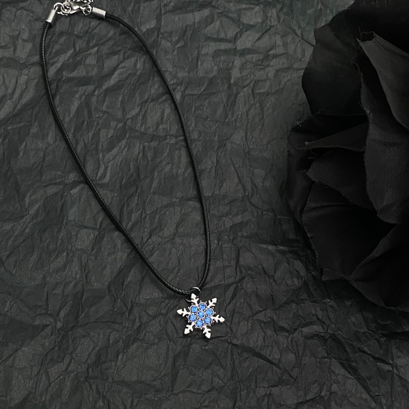 Necklace Diablo Korean Short Style Moon Snowflake Pendant Clavicle Chain