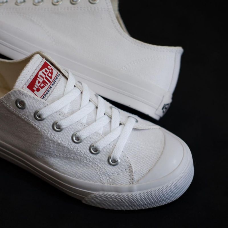 Ventela Basic Low White Original