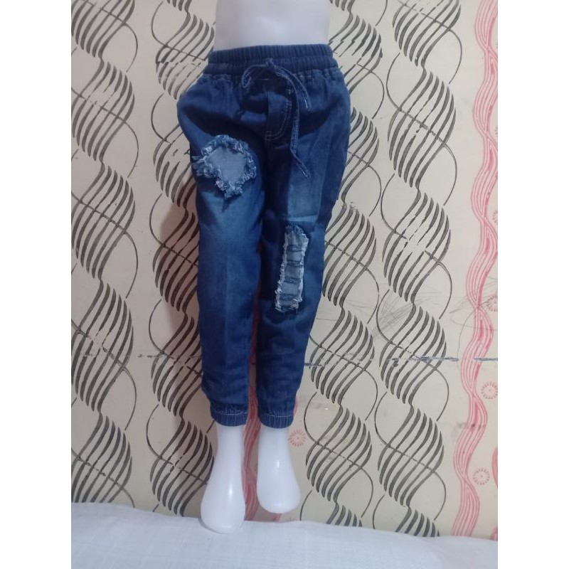 JOGGER JEANS ANAK:5--7 THN