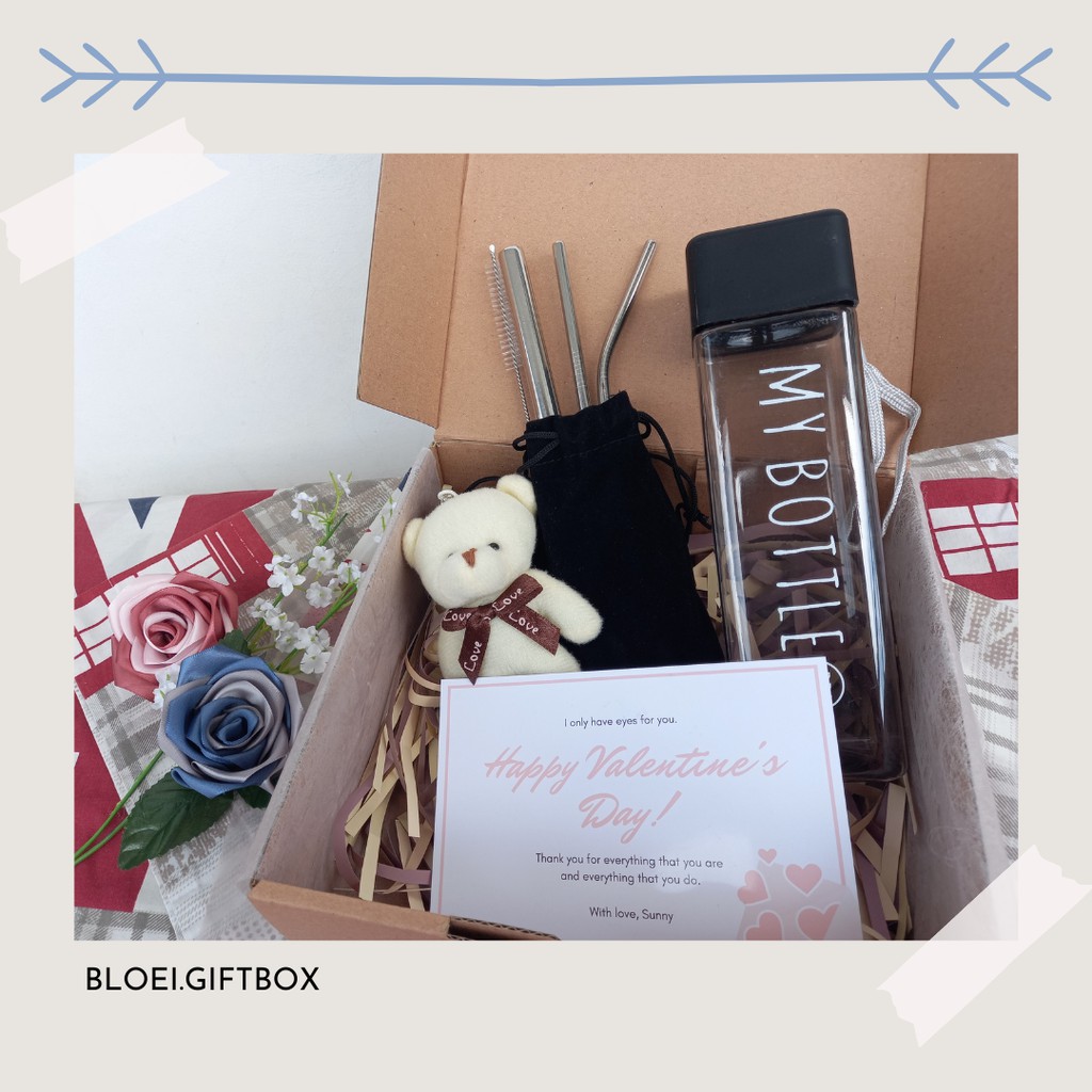 

Gift Box/Hadiah Ulang Tahun/Hadiah Wisuda/Hadiah Anniversary/Graduation Gift/Giftbox/Valentine (T-01