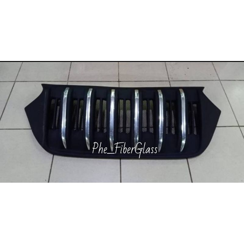 Grill avanza 2015 sd 2017