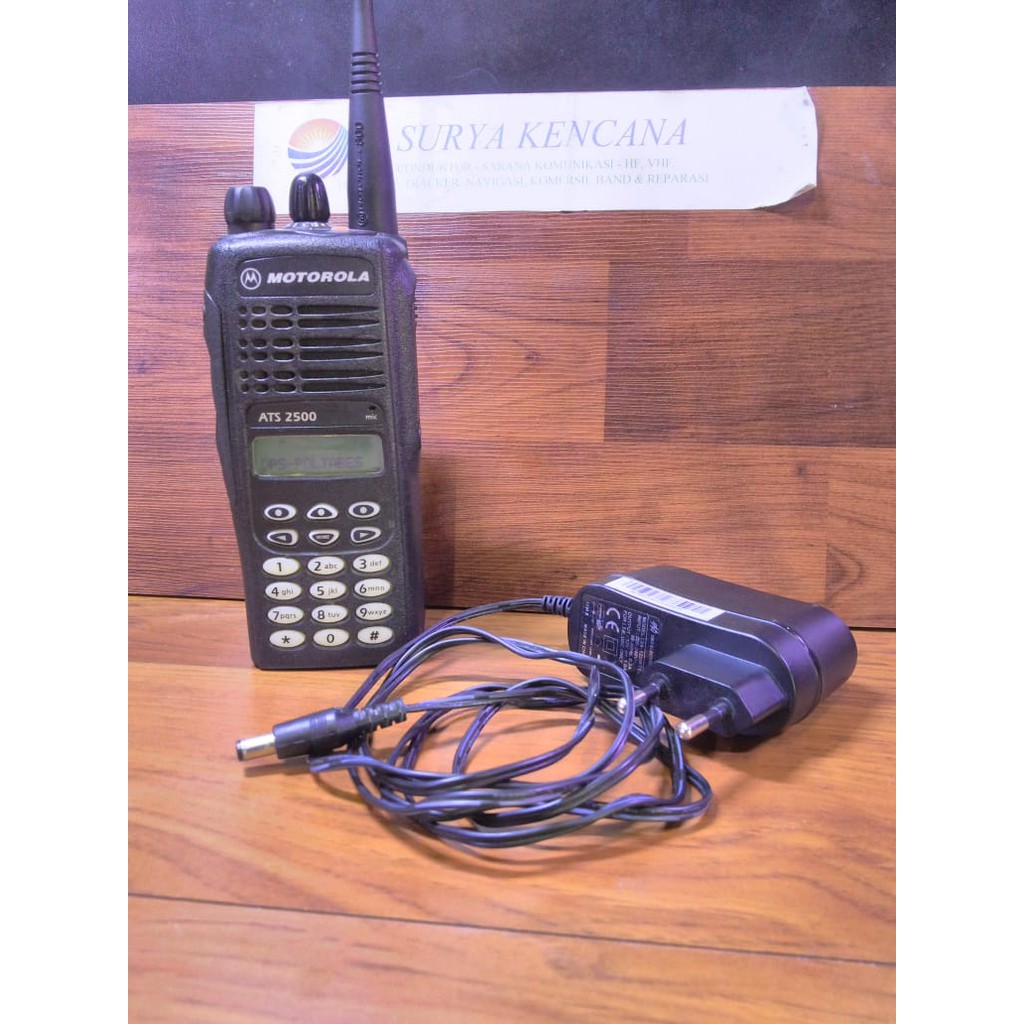 HT MOTOROLA ATS 2500 TRUNKING UHF 800MHz