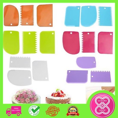 Scraper Plastik Set 3 in 1 / Scraper Perata Adonan Kue