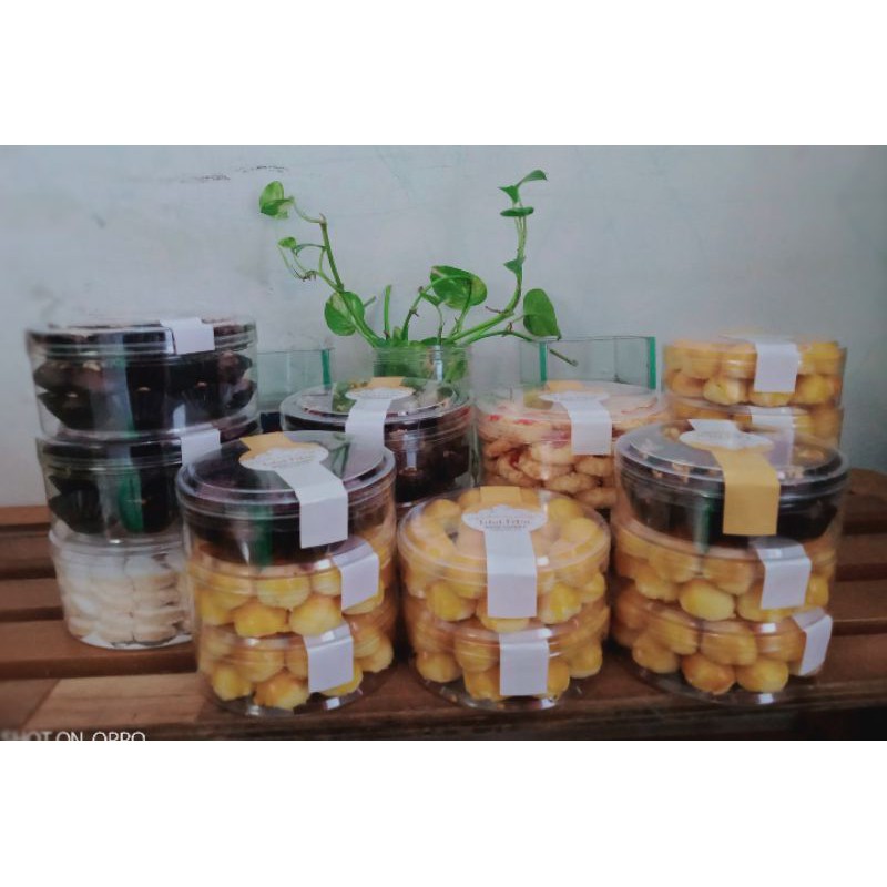 

KUE KERING LEBARAN LEZAT & SEHAT ,TANPA BAHAN PENGAWET terbuat dari bahan berkualitas HOMEMADE