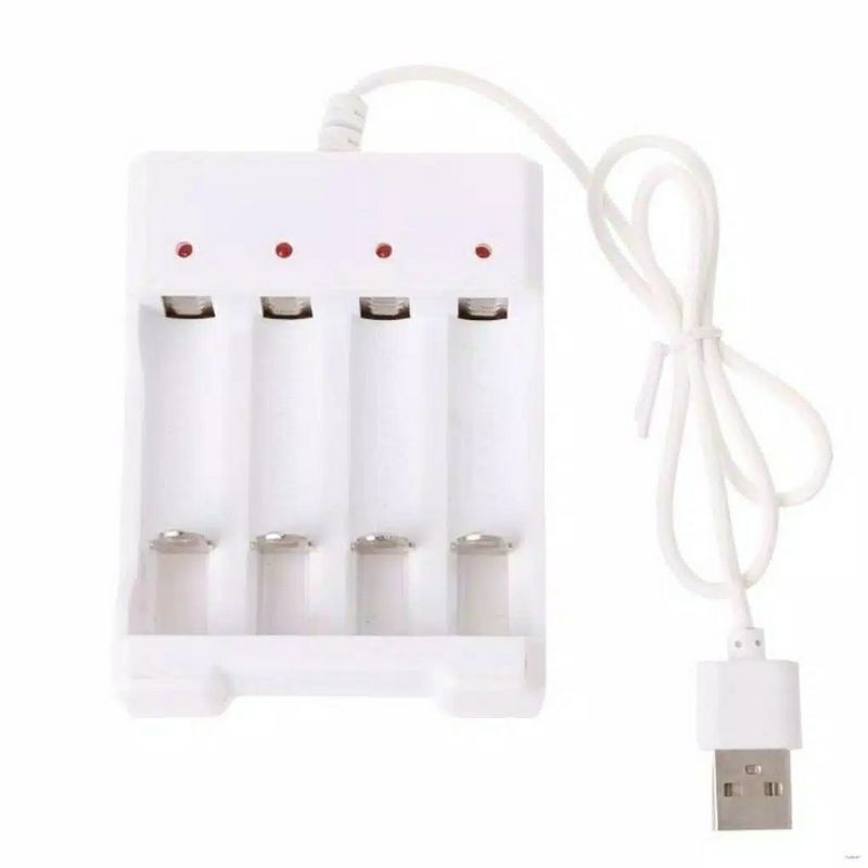 Charger Baterai 4 Slot Dengan Perlindungan Sirkuit DC5V 1A 1.2V AAA / AA Rechargeable
