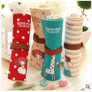 

Tempat Pensil / Pencil Box Animal Island