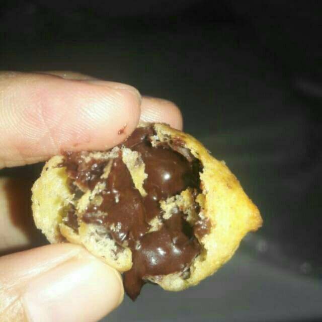 

Soes kering coklat