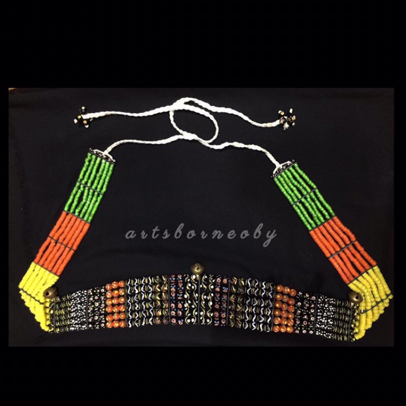 BATU DAYAK MANIK PINGGANG