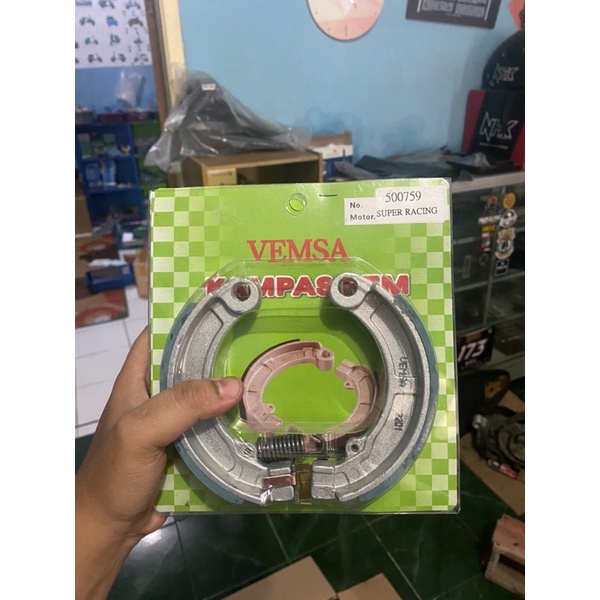 kampas rem belakang r8 vespa super ps vemsa racing