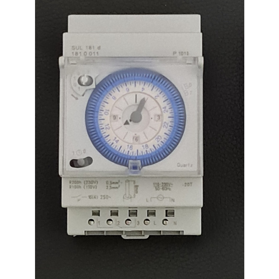 Timer Switch Analog 100-240V AC 24 Jam