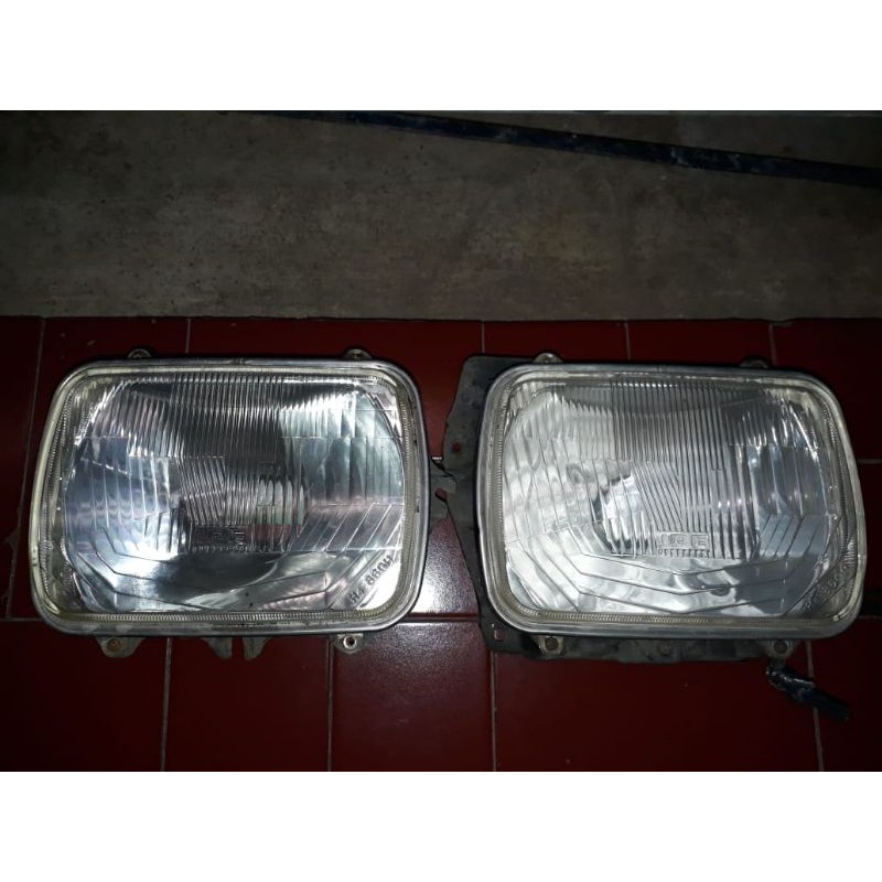 headlemp Jeep Cherokee 1set