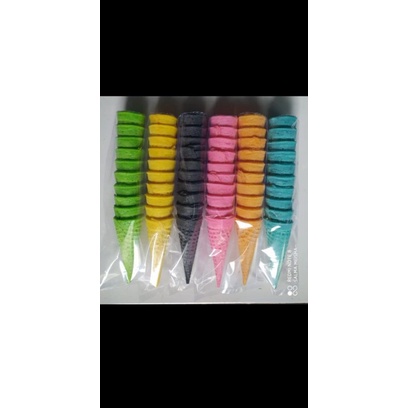 

50 PCS CONE ICE CREAM WARNA WAFER CONELLO RENYAH